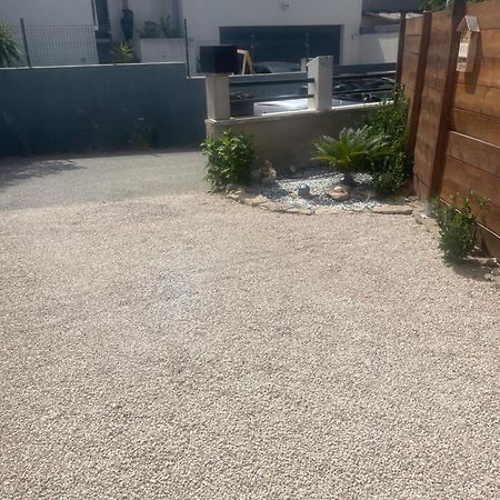 Gites Chez Stephanie Au Calme Martigues Exteriér fotografie
